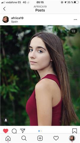 Chica estudiante con nivel C1 ofrece clases de inglés a niños