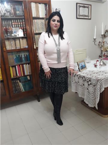 sono benedetta, sono laureata in consulente del le materie giuridiche in particolare il diritto del lavoro e le varie branche