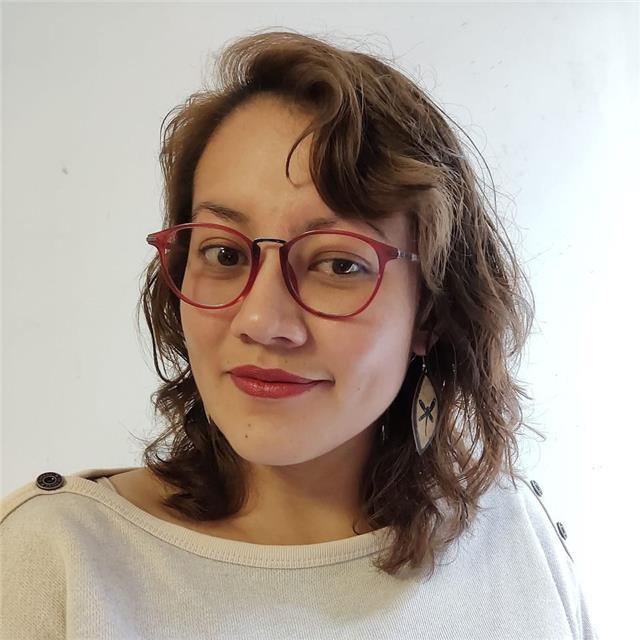 Profesora de inglés entusiasta, que tiene amplia experiencia dando clases privadas y en línea; en diferentes niveles, desde preescolar hasta nivel universitario