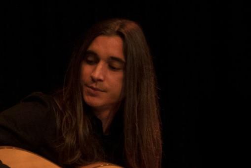 clases de iniciación a la guitarra flamenca