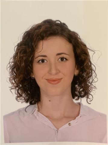 Hola me llamo natalia e imparto clases para niños de primaria o la eso