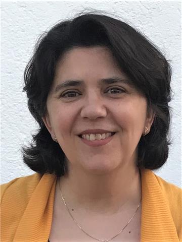 Profesora de matemáticas con mucha experiencia