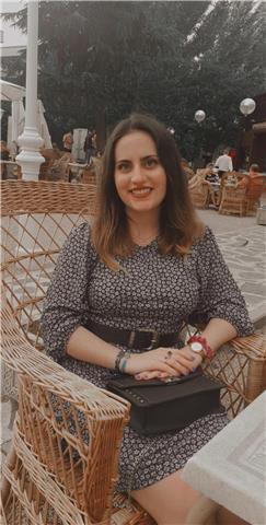Doy clases de inglés económicas, tanto de gramática y vocabulario en general como centradas en la preparación de los exámenes CAE, FCE e inferiores