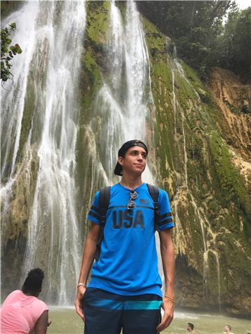 Titulado en ingeniería industrial. doy clases de matemáticas, química, dt y física