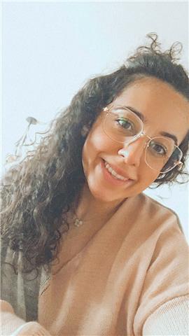 Profesora de inglés con el first certificate of english ofrece clases particulares de inglés desde primaria hasta bachiller