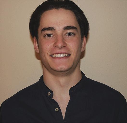 Soy estudiante de un grado superior de animación 2d y 3d, tengo realizados los estudios de bachillerato y he realizado la evau superandola y sacando muy buenas notas en lengua, historia y filosofía. mis hobbies son leer, escribir, dibujar, grabar, editar,