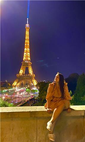 Doy clases particulares de francés. tengo un grado y master universitario