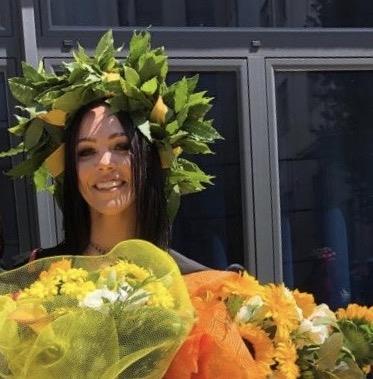 Dottoressa In Economia offre ripetizioni, scuole elementari e medie tutte le materie. Per gli universitari, solo economia