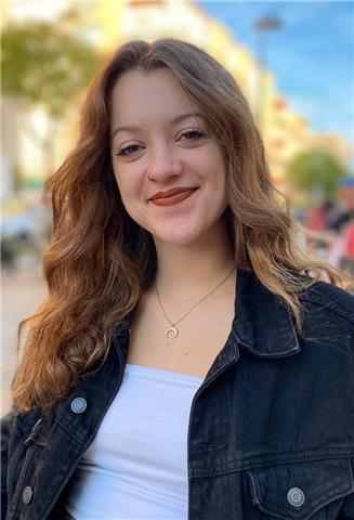 Profesora de inglés se ofrece a dar clases de inglés hasta nivel C1