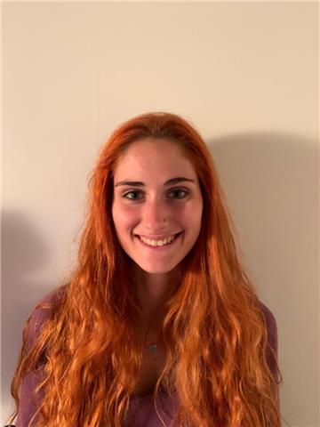 Neo laureata con laurea triennale in mediazione linguistica presso università di Trento