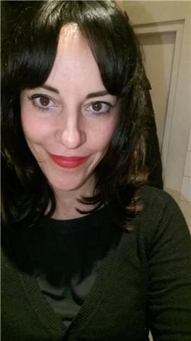 Insegnante bilingue e laureata in lingue e letterature straniere (vecchio ordinamento) impartisce lezioni private a parma