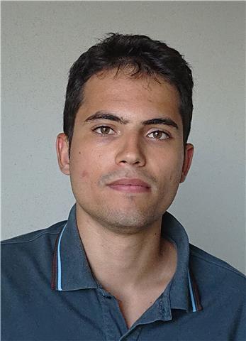 Laureato in lingue, mercati e culture dell'asia all'università di bologna, insegno giapponese fino al livello intermedio (n3)