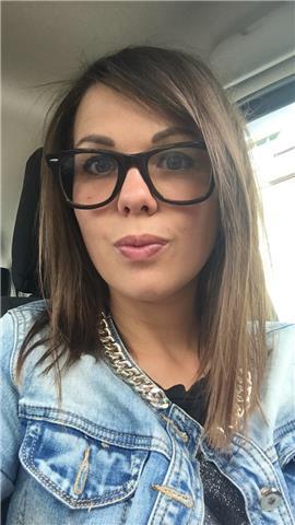 Laureata in lettere moderne laureanda in filologia italiana, pluriennale esperienza nella scuola primaria

corso divisione montessori conseguito a milano nel 2013