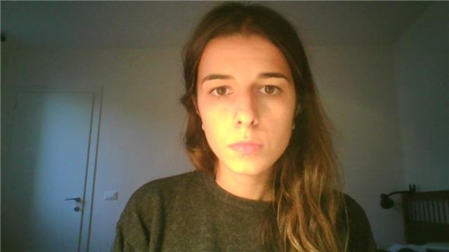 studentessa di psicologia diplomata al liceo classico