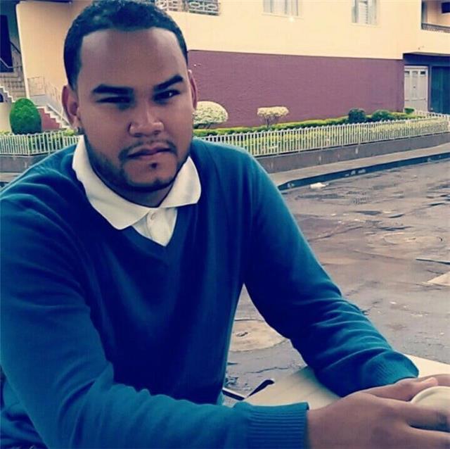 Estudiante universitario de octavo semestre de la Licenciatura en Educación Especial, para dar clases a niños, niñas y jóvenes de primaria