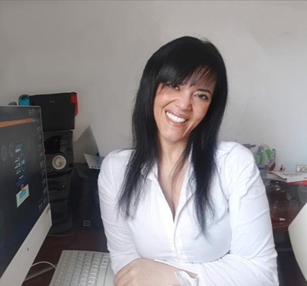 Sono insegnate primaria e impartisco lezioni private inerenti alle materie letterarie, quali storia, geografia, antologico e grammatica italiana. specializzata in disturbi dello spettro autistico e musicoterapia