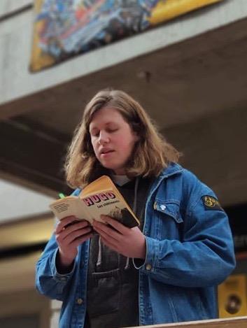 Etudiant en deuxième année de philosophie se propose d'aider lycées ou quiconque est intéressé par la matière