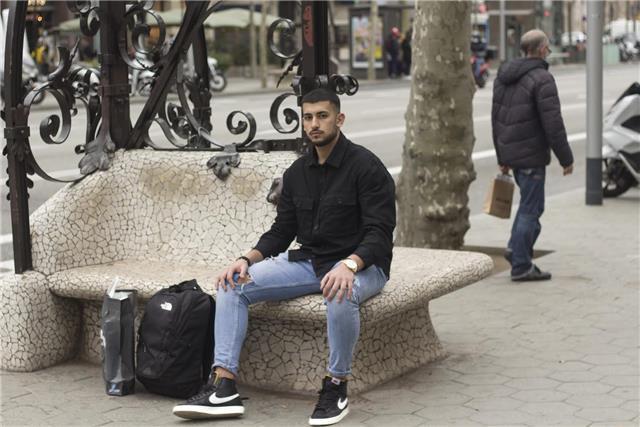Estudiante de ingeniería aeroespacial dispuesto a dar clases de materias como matemáticas
