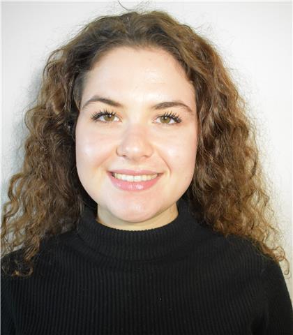 Ragazza universitaria di 20 anni offre lezioni private d'inglese