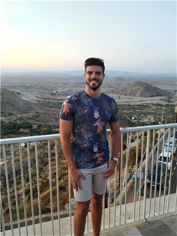 Profesor de matemáticas y física para alumnos de bachillerato y eso