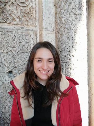 Studentessa con diploma linguistico offre ripetizioni di inglese, francese, tedesco