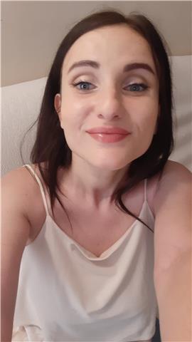 Studentessa magistrale impartisce lezioni private a studenti di scuole elementari, medie e superiori di mMatematica, Fisica e Inglese