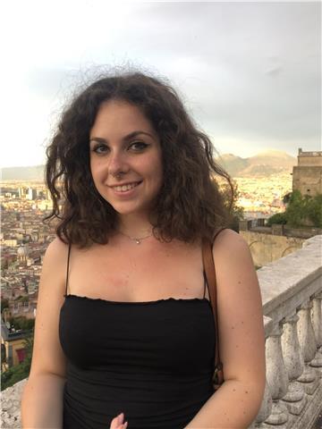 Neo diplomata, presso liceo classico internazionale opzione tedesco, impartisce lezioni di tedesco per principianti