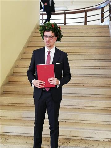 Laureato in giurisprudenza disponibile per lezioni e ripetizioni private