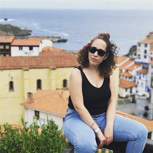 Profesora de inglés a online o a omicilio