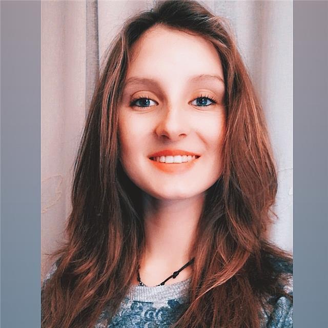 Mi nombre es natalia y tengo 20 años, acabo de terminar los estudios y estoy dispuesta a dar clases destinadas a cualquier edad