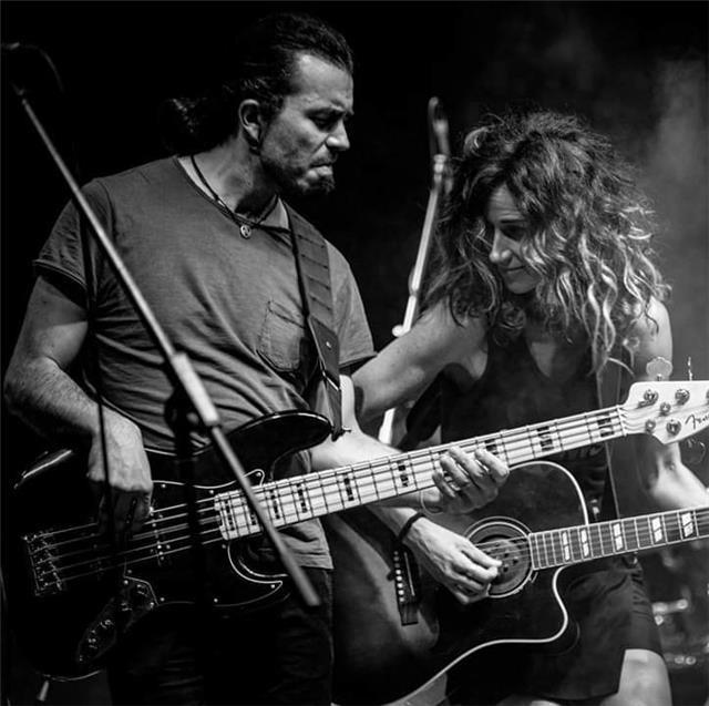 Lezioni di basso elettrico da professionista del settore