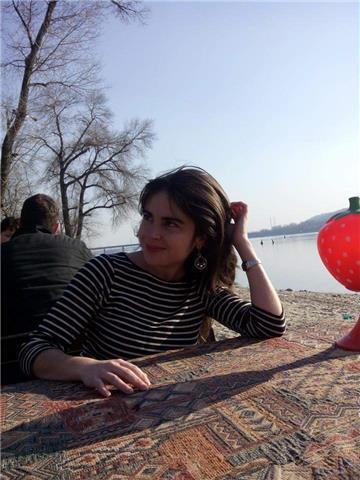 Soy profesora de e/le, con 17 años de experiencia. /h