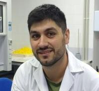 Doctor en biología integrada, profesor de clase de ciencias de todos los niveles (eso, bachillerato, fp y universidad