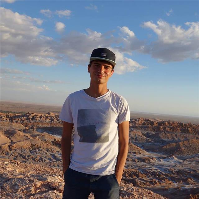 Profesor británico da clases particulares y creativas en inglés