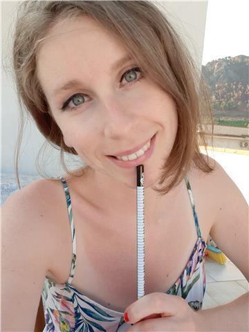 Laureata in pianoforte impartisco lezioni private di strumento