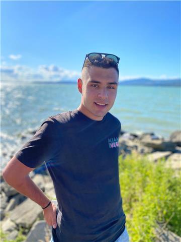 Discipline artistiche, storia e storia dell’arte. grammatica e letteratura italiana. inglese a livello elementare