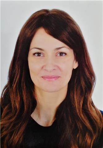 Instructora de pilates mat, complementos y embarazadas