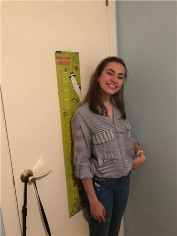 Doy clases de todas las assignaturas de primaria, eso y algunas de bachillerato. estoy estudiando un grado en ciencia y tecnologia de alimentos por lo que la biologia es la asignatura que más domino, pero puedo ayudar en casi todo