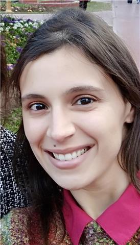 Profesora online de inglés, italiano, matemáticas, física, biología y química