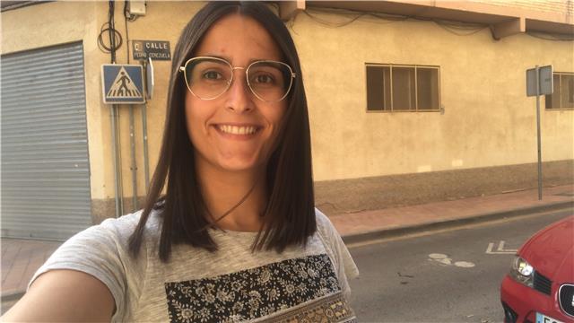 Se ofrecen clases particulares de química y biología para 2 de bachiller y selectividad. titulada en bioquímica