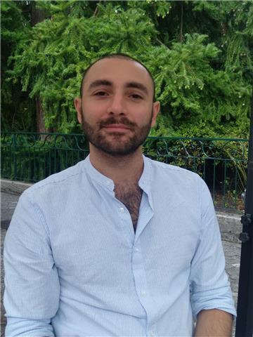 Hola,
sono un giovane docente di spagnolo titolato e con esperienza in Italia e all'estero nella scuola secondaria di II grado, in università straniere e presso l'Instituto Cervantes di Milano. Mi piace insegnare in modo divertente e creativo