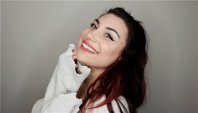 Clases de canto e interpretación de canciones (canto moderno y teatro musical)