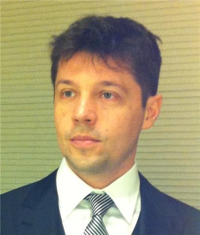 Sono responsabile amministrativo di una società, laureato in economia con pluriennale esperienza in società di revisione contabile Ernst & Young