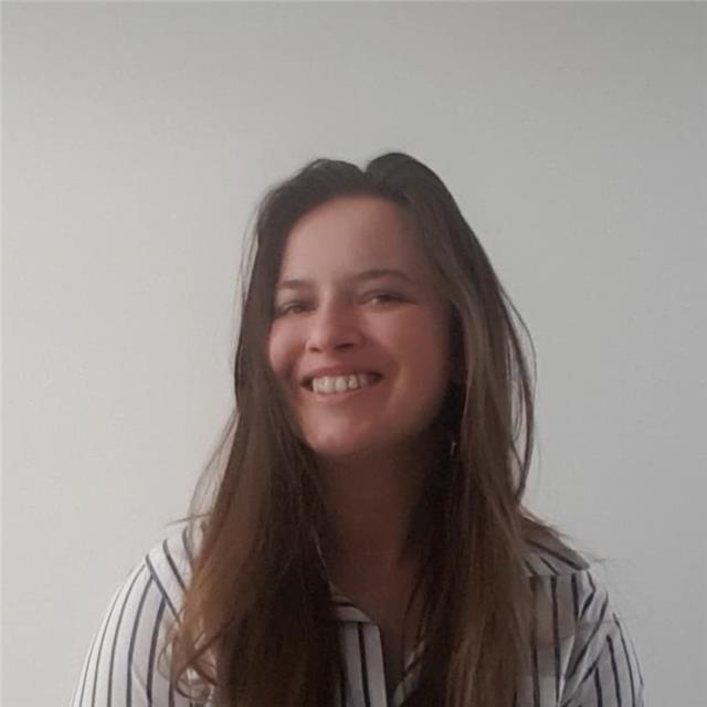 Étudiante prête à prendre du temps pour vous aider dans vos cours ou ceux de vos enfants !