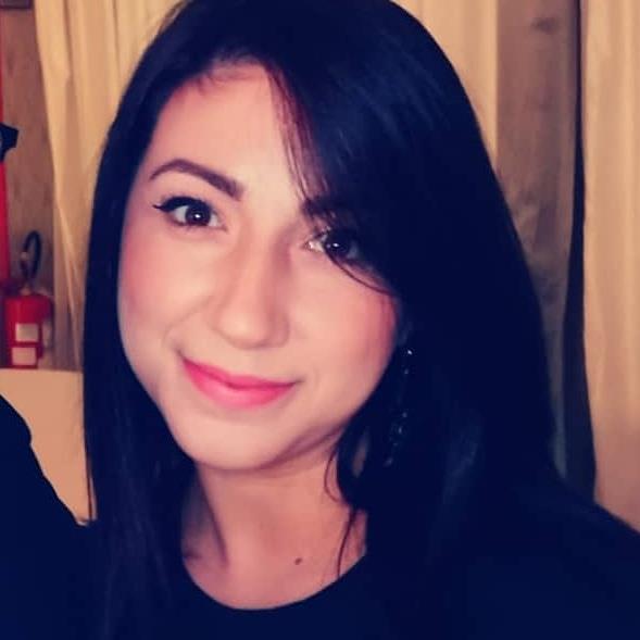 Insegnante madrelingua inglese offre lezioni private online per bambini ragazzi e adulti