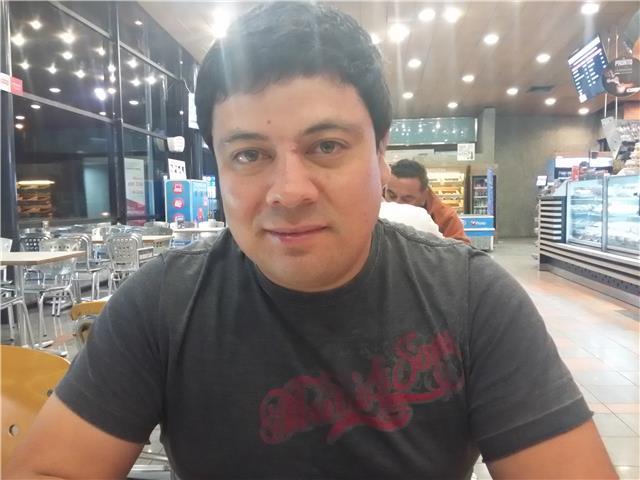 Profesor para dictar clases de español online