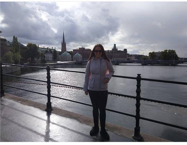 Clases de programación r/python/sql, realización de actividades, pecs o tfg, asesoramiento en proyectos