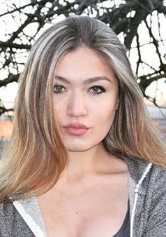 Studentessa universitaria di psicologia offre lezioni a studenti di elementari/medie di tutte le materie