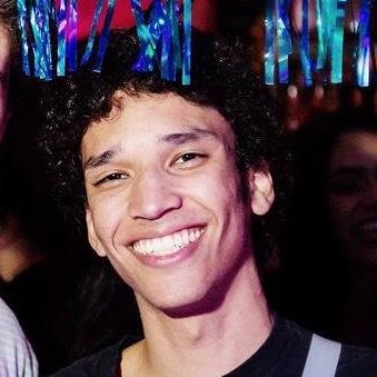 Doy clases de literatura en inglés y la lengua inglesa en mi Universidad en Nueva York