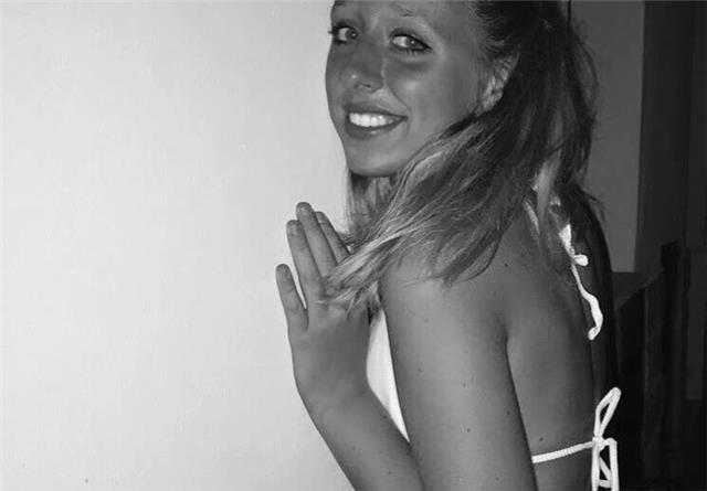 Studentessa di Fisica offre ripetizioni di MATEMATICA